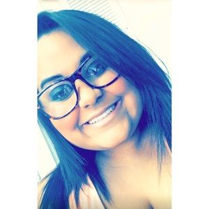 Meet your Posher, Cara